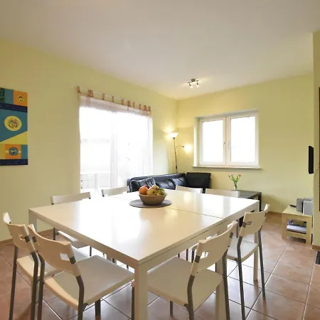 Gemuetliches In Mit Aussenkamin * ツィロー